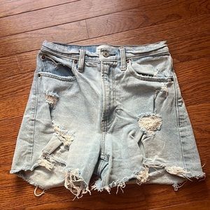 Abercrombie Curve Love Denim Shorts- Size25/0